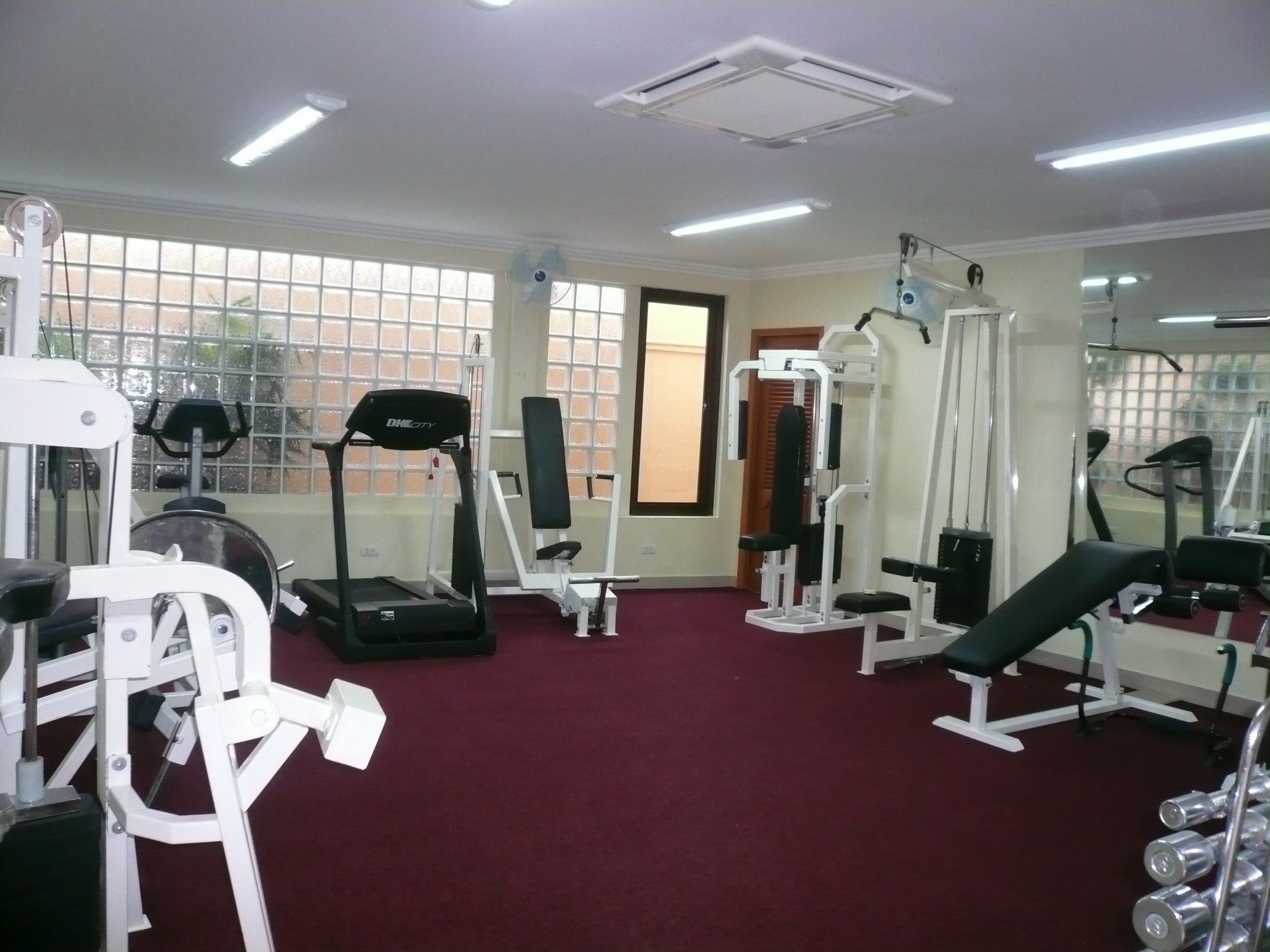 Baan Souy Resort - Fully Equipped Fitness Center